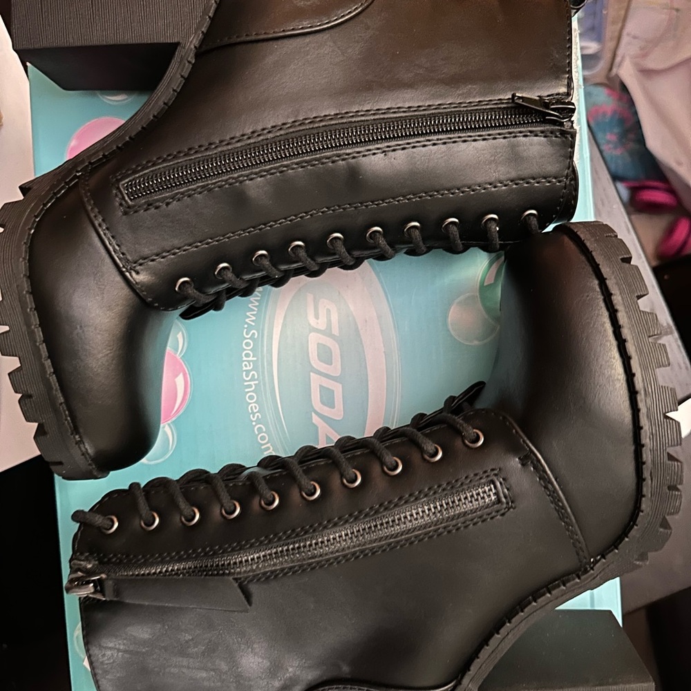 New Unused Black Soda Booties